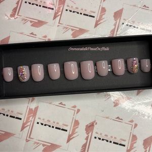 Authentic custom press on nails